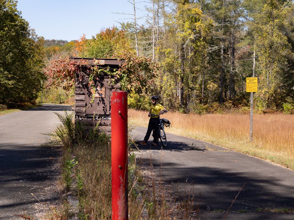 the overgrown ranger station at the entrance to Lake Sebago