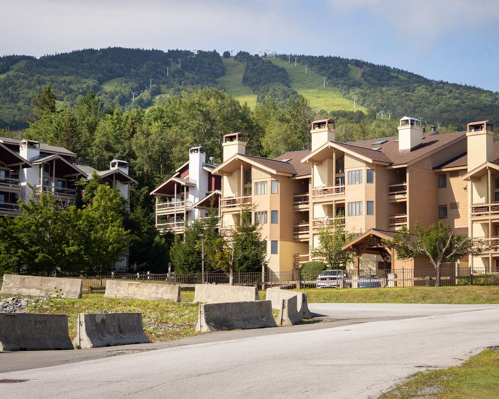 Condos and Grassy Ski Slopes at Stratton Mountain
Stratton, VT
August 1, 2025, 8:26 AM